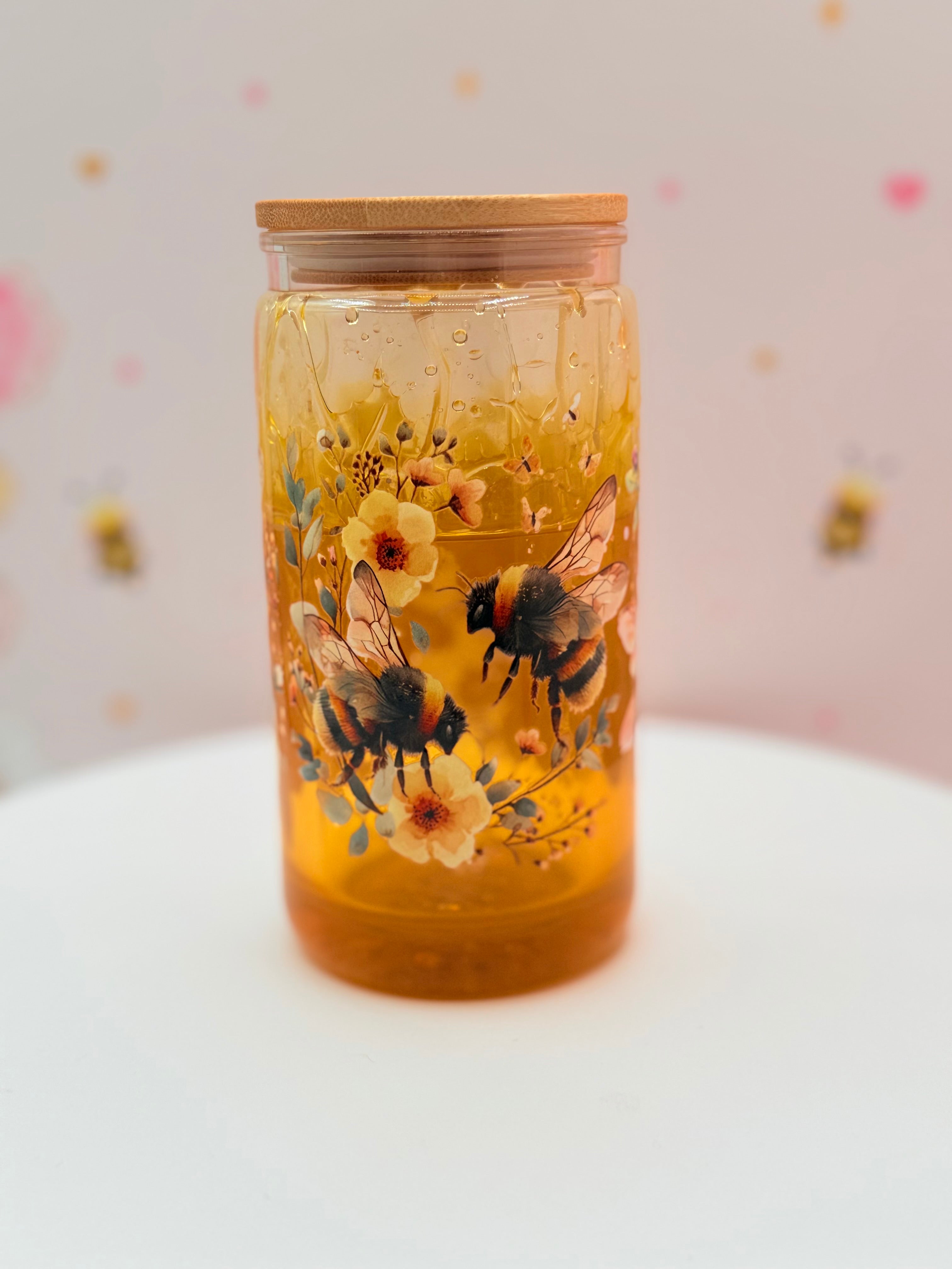 Bee & Wildflower Plastic Can Cup | 16 oz Reusable Cold Cup with Bamboo Lid & Straw | Floral Bee Tumbler | Nature Lover Gift