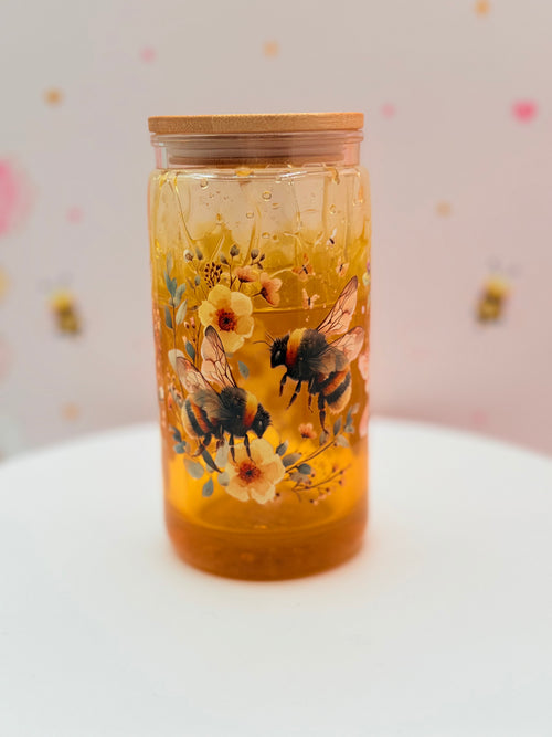 Bee & Wildflower Plastic Can Cup | 16 oz Reusable Cold Cup with Bamboo Lid & Straw | Floral Bee Tumbler | Nature Lover Gift